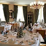 Schloss Auel Boutique & Design Golf Отель