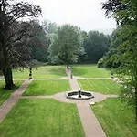 Schloss Auel Boutique & Design Golf Отель Ломар