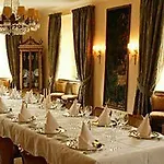 Schloss Auel Boutique & Design Golf Отель