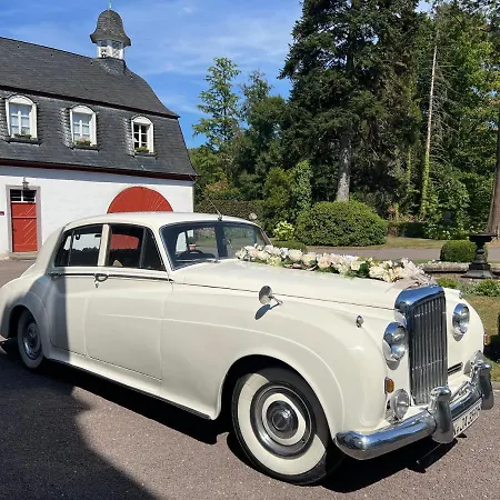 Schloss Auel Boutique Hotel&design Golf 4* Lohmar