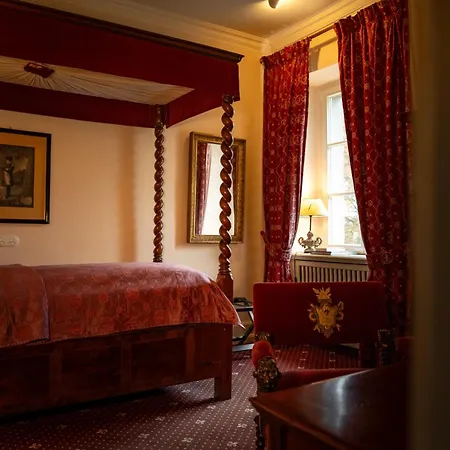 Schloss Auel Boutique & Design Golf Hotel