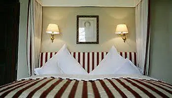 Schloss Auel Boutique Hotel&design Golf 4* Lohmar